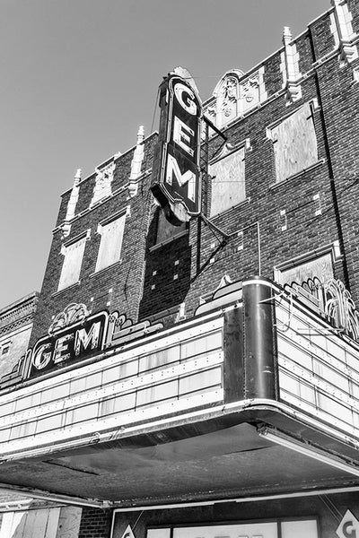 black and white photograph of the abandoned Gem Theatre in Cairo Illinois