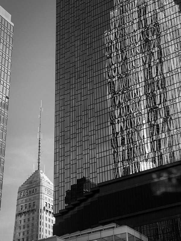 Black and white photograph of the Foshay Building, built circa 1929, in downtown Minneapolis.