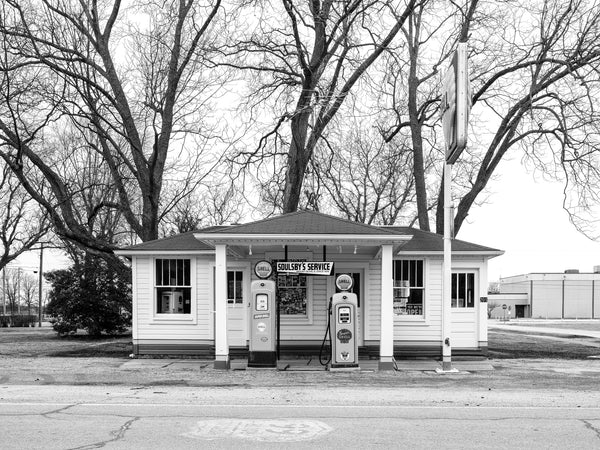 Black and white photograph of the historic Soulsby Service Station, built 1926 on Route 66 in Mount Olive, Illinois.