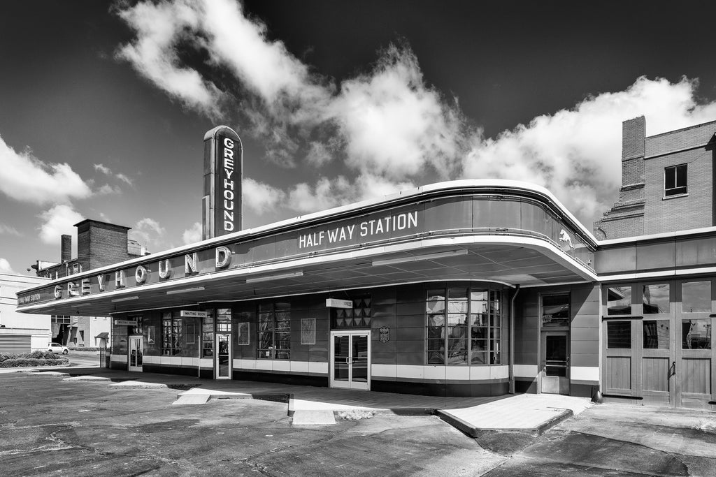 Black and white photograph of a historic 1938 Greyhound bus station that operated until 2018.
